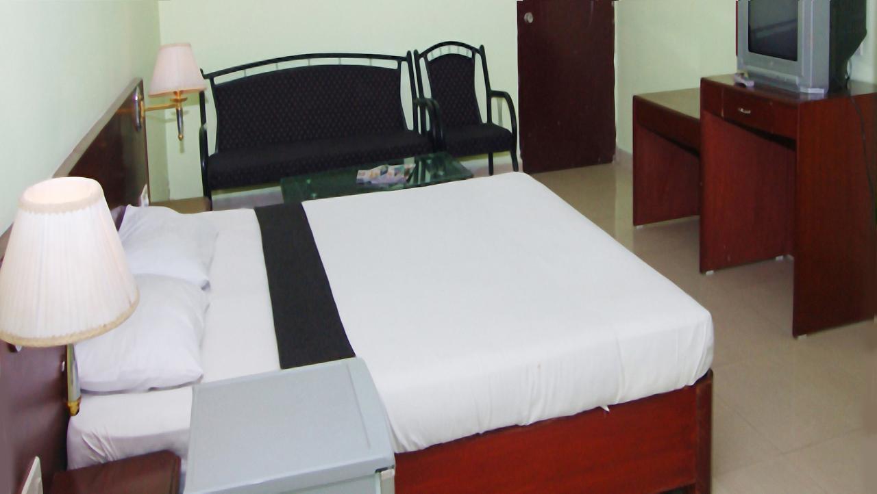 Vaishnavi Group Of Hotels Hajdarabad Zewnętrze zdjęcie