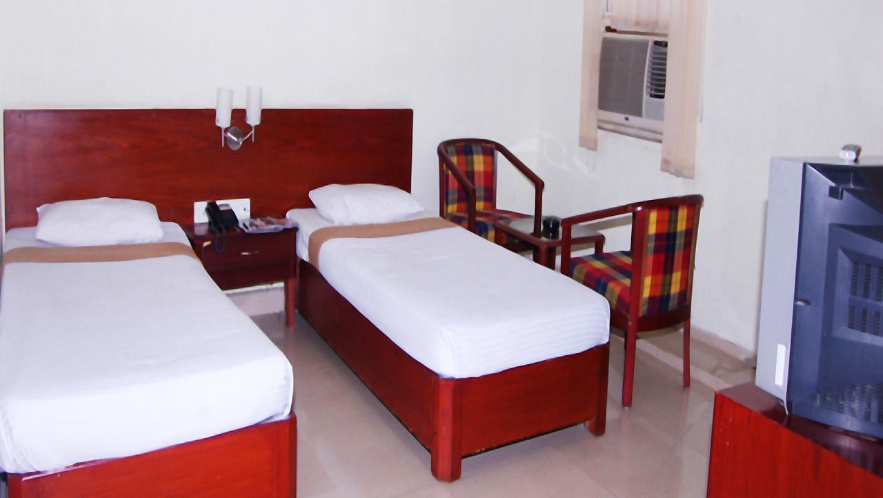 Vaishnavi Group Of Hotels Hajdarabad Zewnętrze zdjęcie